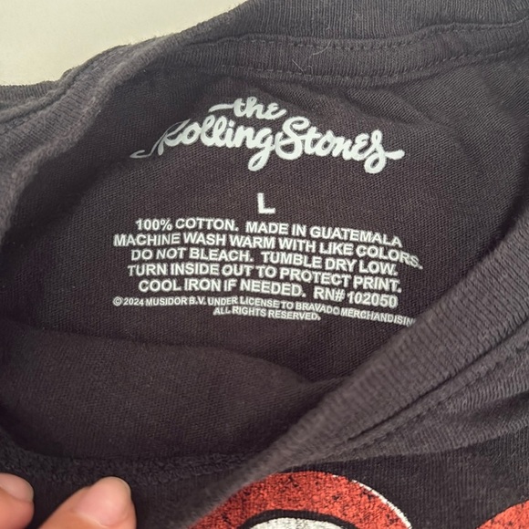 Rolling Stones Graphic T-Shirt Size large - Picture 4 of 4
